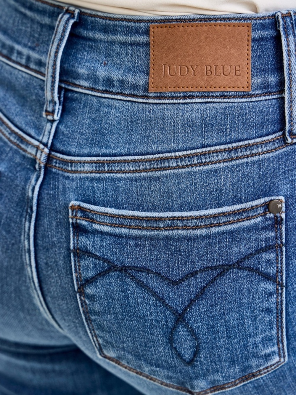 Judy Blue Medium Wash High-Rise Women's Jeans